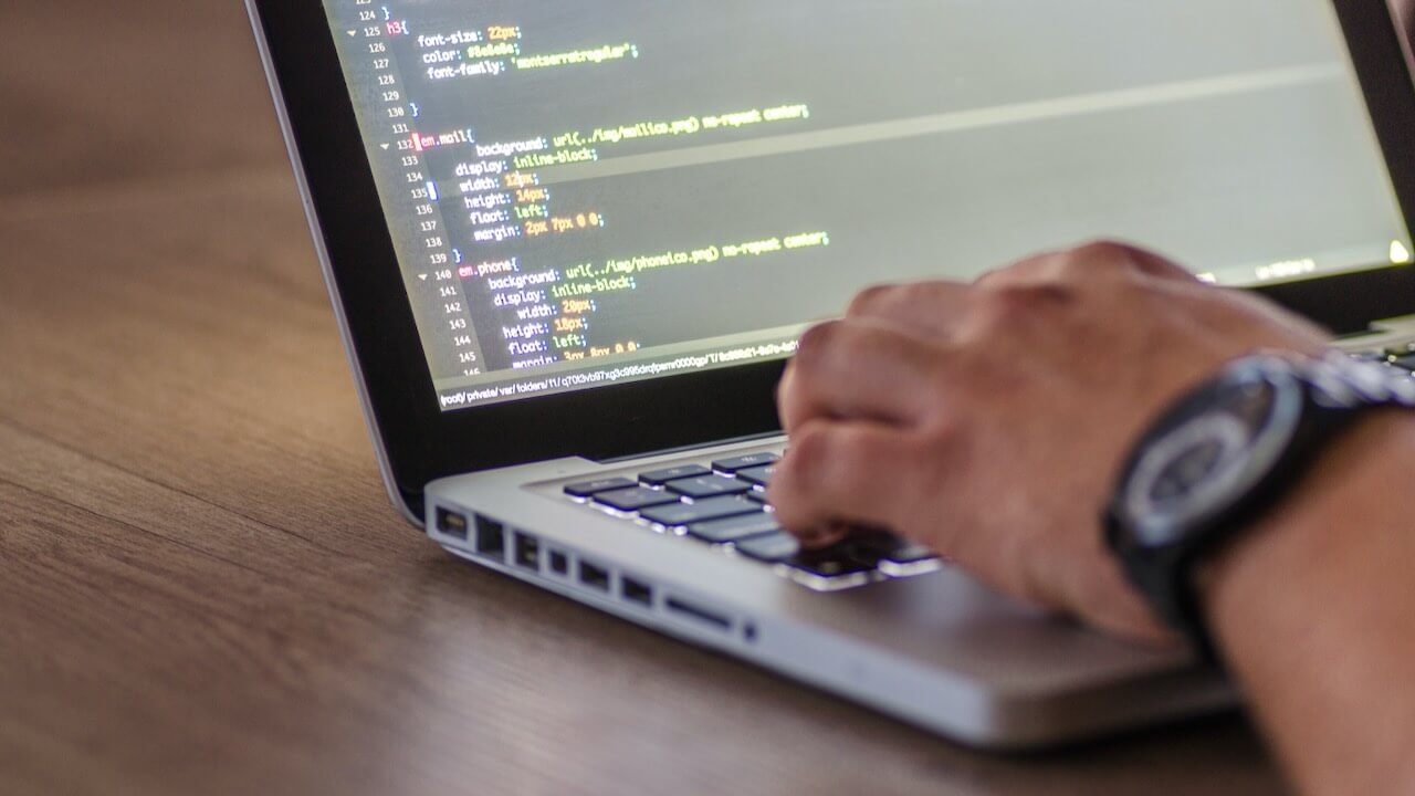 You are currently viewing 如何在受管理環境中部署 Xcode 並簡化首次啟用流程